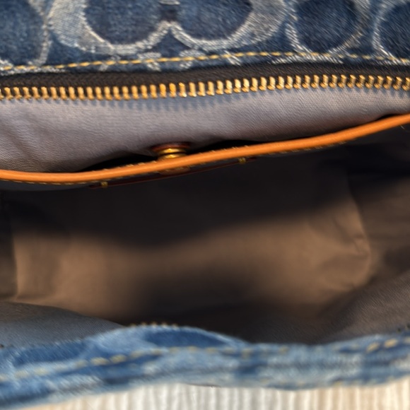 Blue and Red Designer Shoulder Bag - Picture 11 of 12